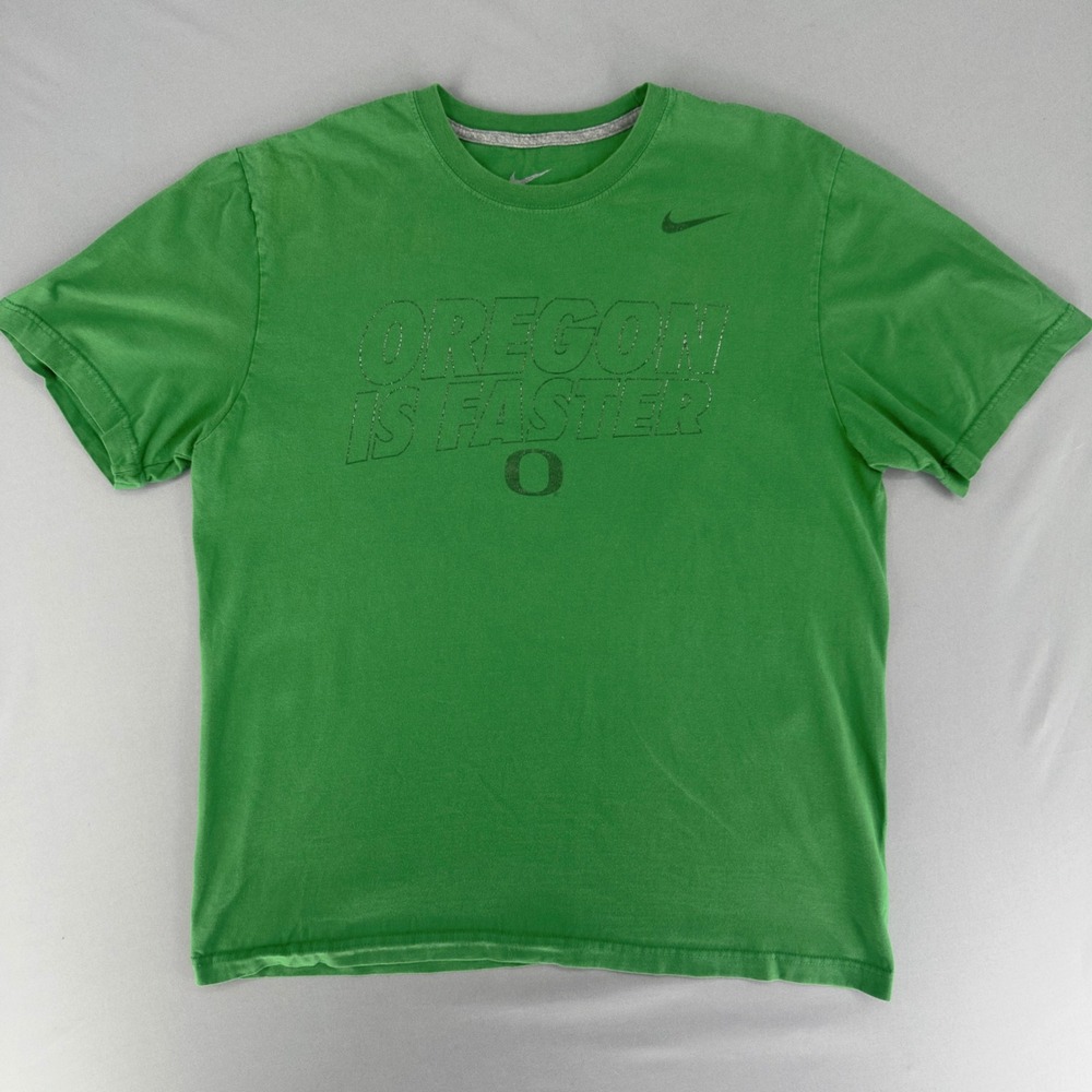 Nike Mens Oregon Ducks Oregon Is Faster Graphic T-Shirt Green XL